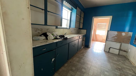 Galveston 2-story, 2-bed 3207 Avenue M-idx