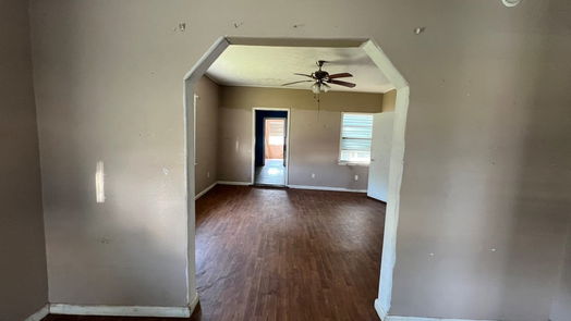 Galveston 2-story, 2-bed 3207 Avenue M-idx