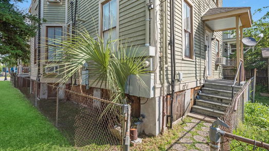 Galveston 2-story, 1-bed 1727 Church Street-idx