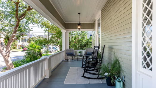 Galveston 2-story, 3-bed 2425 Ursuline Street-idx