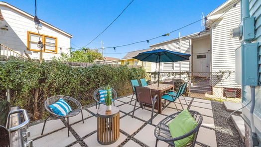 Galveston 2-story, 4-bed 1910 Avenue M 1/2-idx