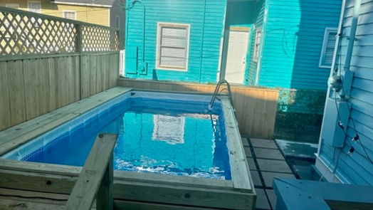 Galveston 2-story, 4-bed 1910 Avenue M 1/2-idx
