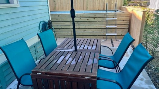 Galveston 2-story, 4-bed 1910 Avenue M 1/2-idx