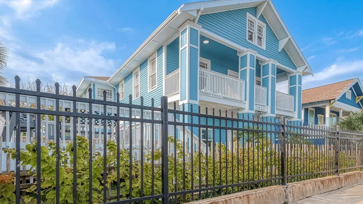 Galveston 2-story, 6-bed 3520 Avenue S 1/2-idx