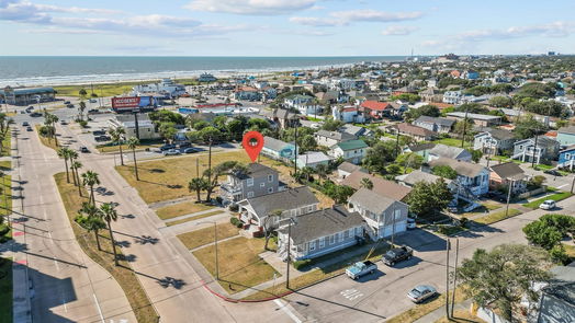 Galveston 2-story, 3-bed 809 University Boulevard-idx