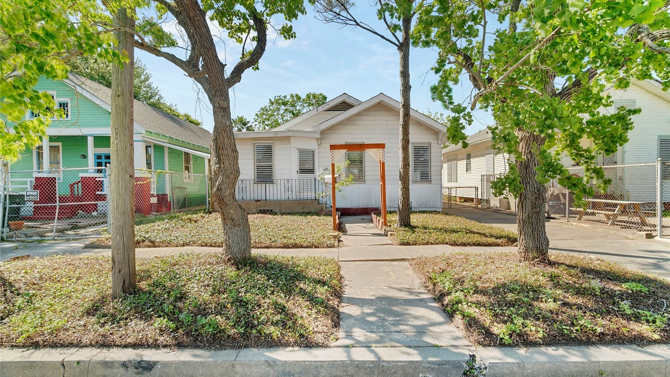 Galveston null-story, 3-bed 3715 Avenue Q-idx