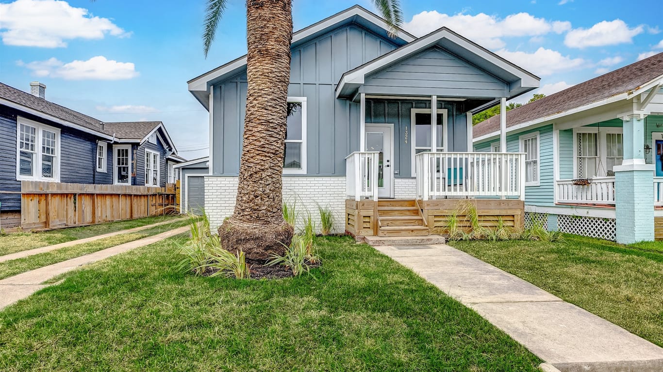 Galveston null-story, 3-bed 1324 Ursuline Street-idx