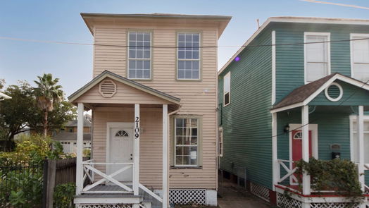 Galveston 2-story, 2-bed 2109 Ursuline Street-idx