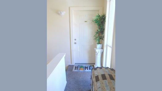 Galveston 2-story, 2-bed 215 Post Office Street 304-idx