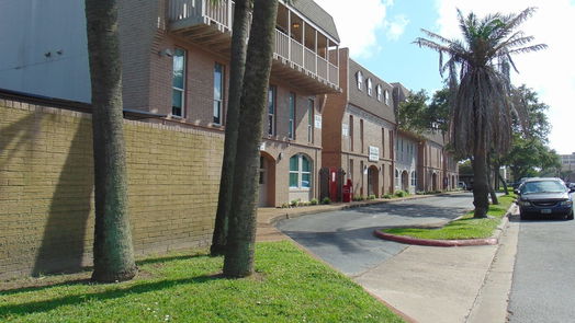 Galveston 2-story, 2-bed 215 Post Office Street 304-idx