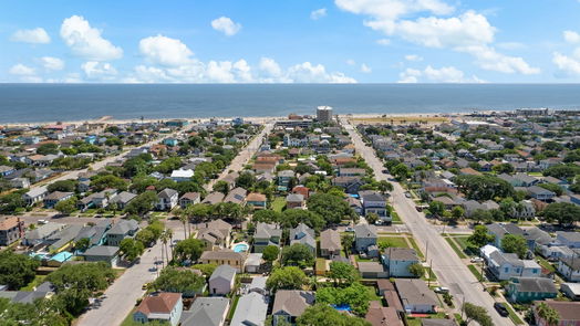 Galveston 2-story, 3-bed 3216 Avenue Q-idx