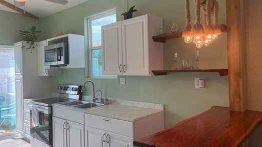 Galveston 1-story, 2-bed 3617 Avenue S 1/2-idx