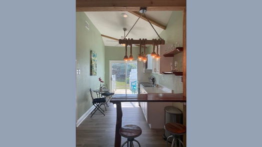 Galveston 1-story, 2-bed 3617 Avenue S 1/2-idx