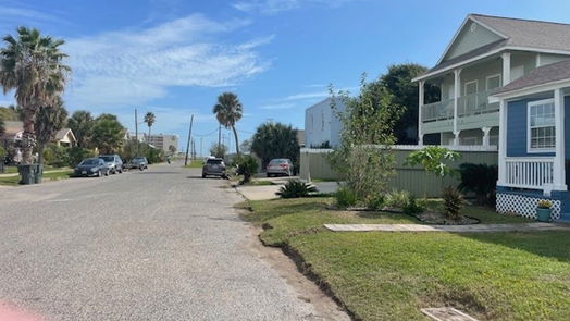 Galveston 1-story, 2-bed 3617 Avenue S 1/2-idx