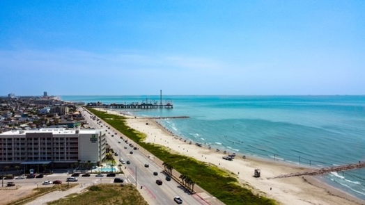 Galveston 1-story, 2-bed 3617 Avenue S 1/2-idx