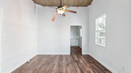 Galveston 2-story, 3-bed 1327 33rd Street-idx