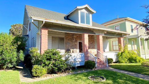 Galveston 2-story, 4-bed 3124 Avenue R 1/2-idx