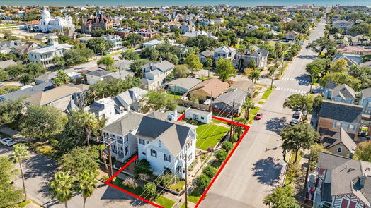 Galveston 3-story, 4-bed 802 16th Street-idx