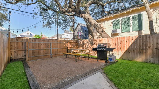 Galveston null-story, 2-bed 1308 Avenue M 1/2-idx