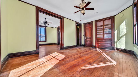 Galveston 3-story, 4-bed 1828 Avenue K-idx