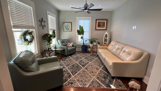 Galveston 2-story, 2-bed 3216 Avenue Q-idx
