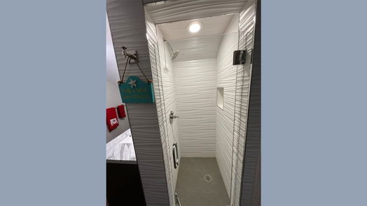 Galveston 2-story, 2-bed 3216 Avenue Q-idx