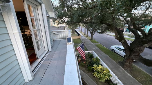 Galveston 2-story, 2-bed 3216 Avenue Q-idx