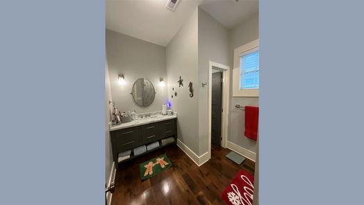 Galveston 2-story, 2-bed 3216 Avenue Q-idx