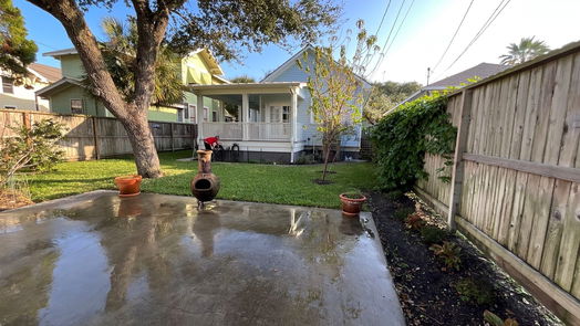 Galveston 2-story, 2-bed 3216 Avenue Q-idx