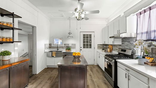 Galveston 1-story, 5-bed 1711 Avenue M-idx