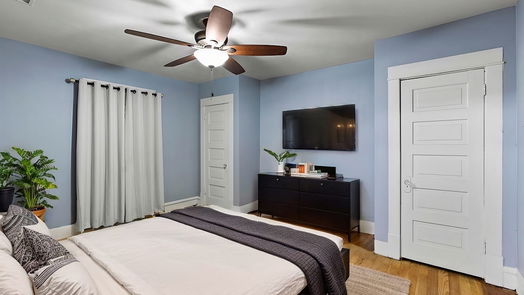 Galveston 1-story, 5-bed 1711 Avenue M-idx