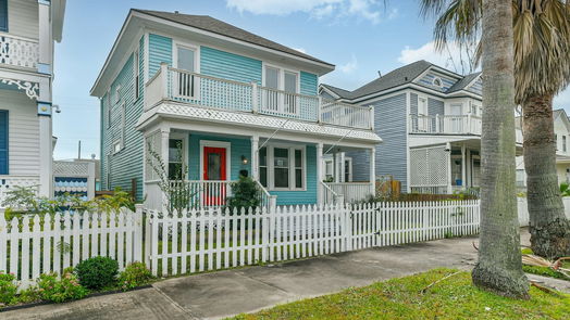 Galveston 2-story, 5-bed 1511 Avenue M-idx