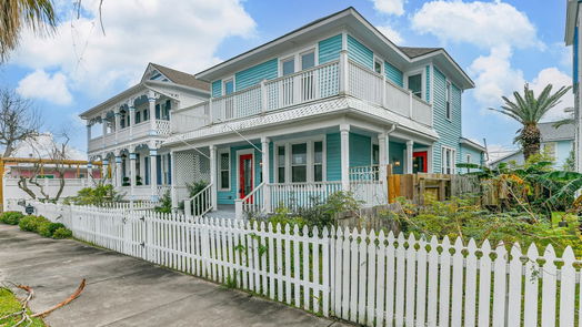Galveston 2-story, 5-bed 1511 Avenue M-idx