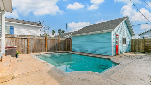 Galveston 2-story, 5-bed 1511 Avenue M-idx