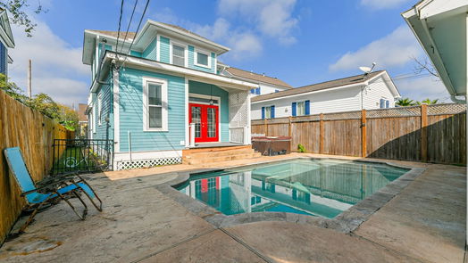 Galveston 2-story, 5-bed 1511 Avenue M-idx