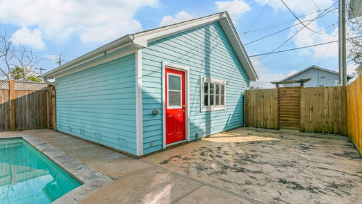 Galveston 2-story, 5-bed 1511 Avenue M-idx