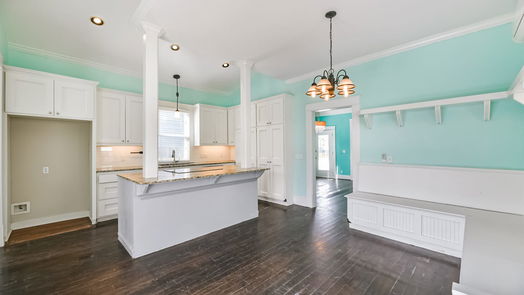 Galveston 2-story, 5-bed 1511 Avenue M-idx