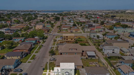 Galveston 2-story, 3-bed 5202 Avenue L-idx