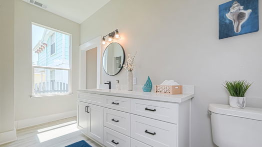 Galveston 2-story, 3-bed 4502 Avenue R-idx