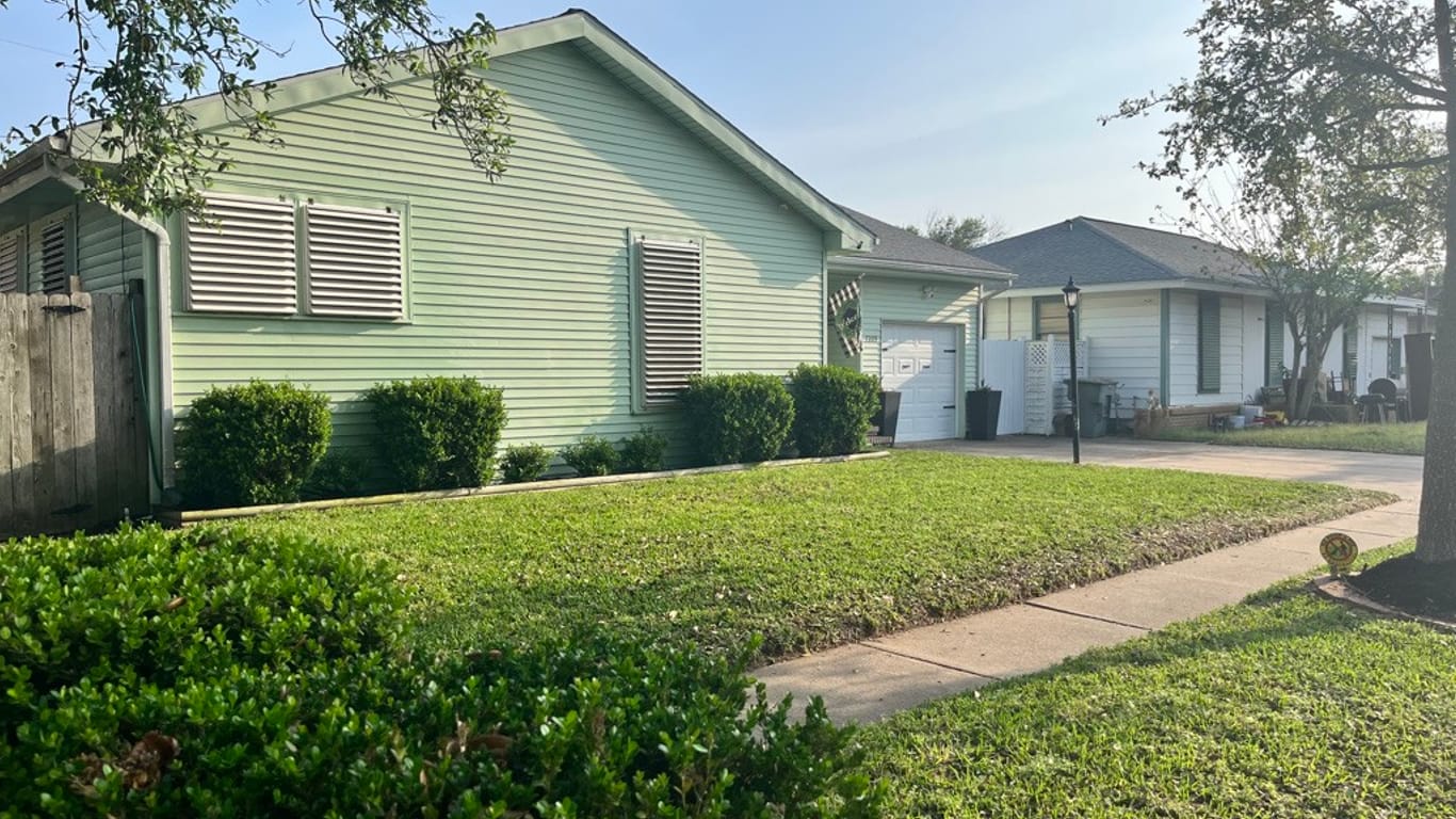 Galveston 1-story, 4-bed 7209 Sycamore Drive-idx