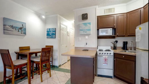 Galveston 1-story, 1-bed 6102 Seawall Boulevard 289-idx