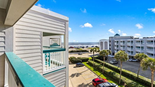 Galveston null-story, 1-bed 6102 Seawall Boulevard 322-idx