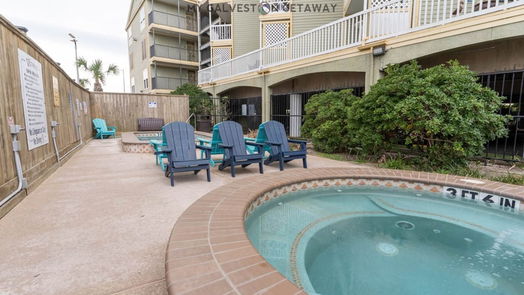 Galveston 1-story, 1-bed 6300 Seawall Boulevard 9228-idx