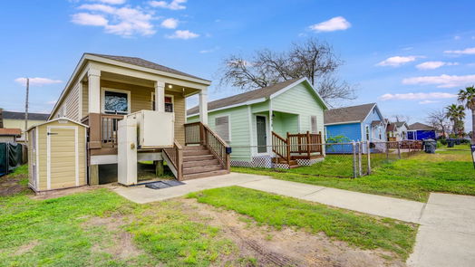 Galveston 1-story, 2-bed 5422 Avenue M 1/2-idx