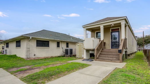 Galveston 1-story, 2-bed 5422 Avenue M 1/2-idx