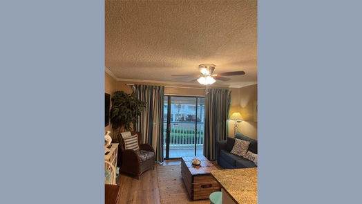 Galveston 1-story, 1-bed 6102 Seawall Blvd 120-idx