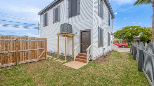 Galveston 2-story, 3-bed 4502 Avenue R-idx