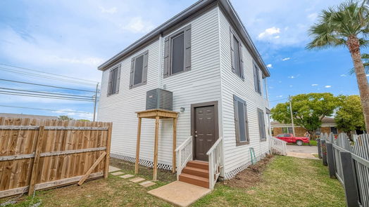 Galveston 2-story, 3-bed 4502 Avenue R-idx