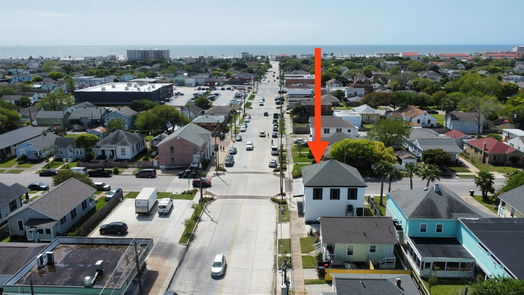 Galveston 2-story, 3-bed 4502 Avenue R-idx