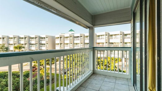 Galveston 1-story, 1-bed 6102 Seawall Boulevard 232-idx